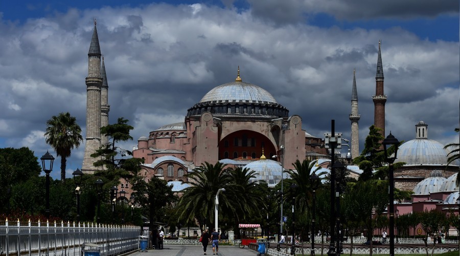 Cumhurbakan Erdoan'dan Ayasofya imzas