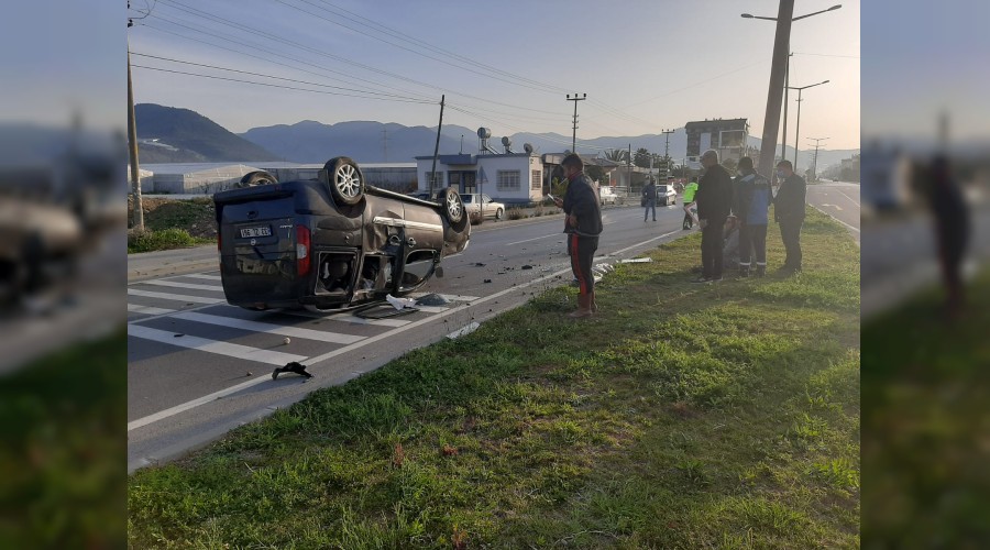 Trafik kazasnda otomobil takla att