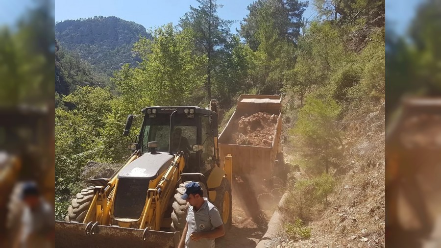 Bakan, Sulama sorununu zeceiz