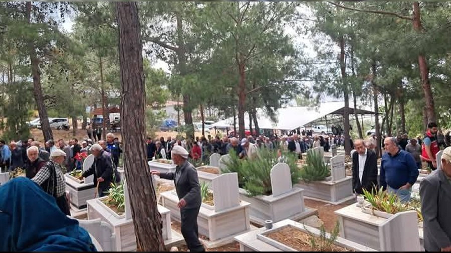 ehit Sedat Yabalakn annesi topraa verildi