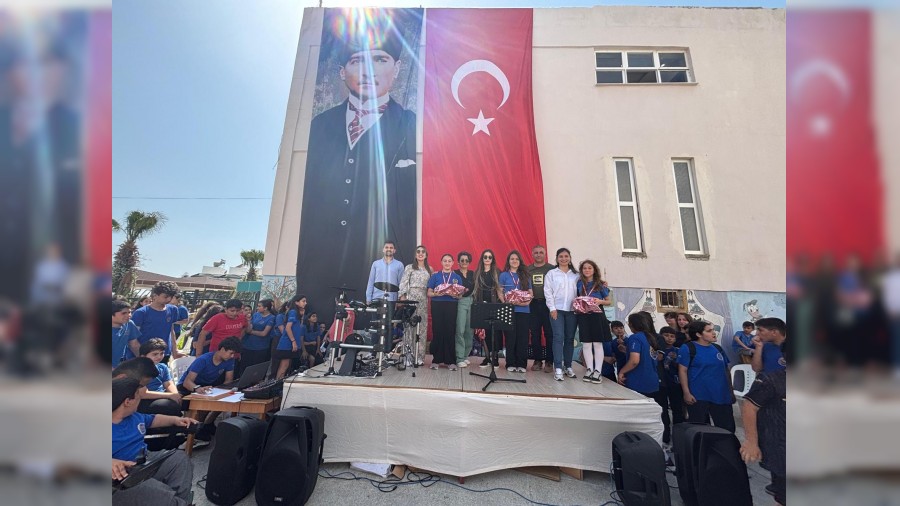 Mikrofon sende yarmas elenceli geti