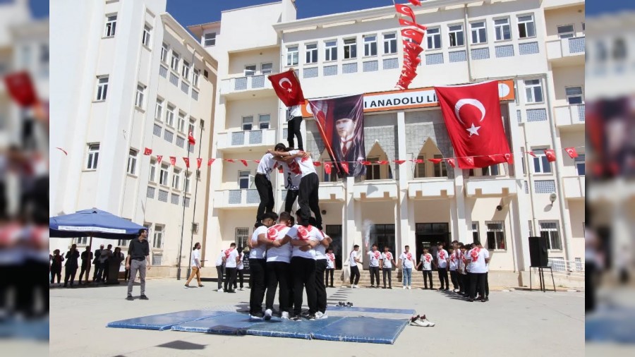 Bayram cokuyla kutland